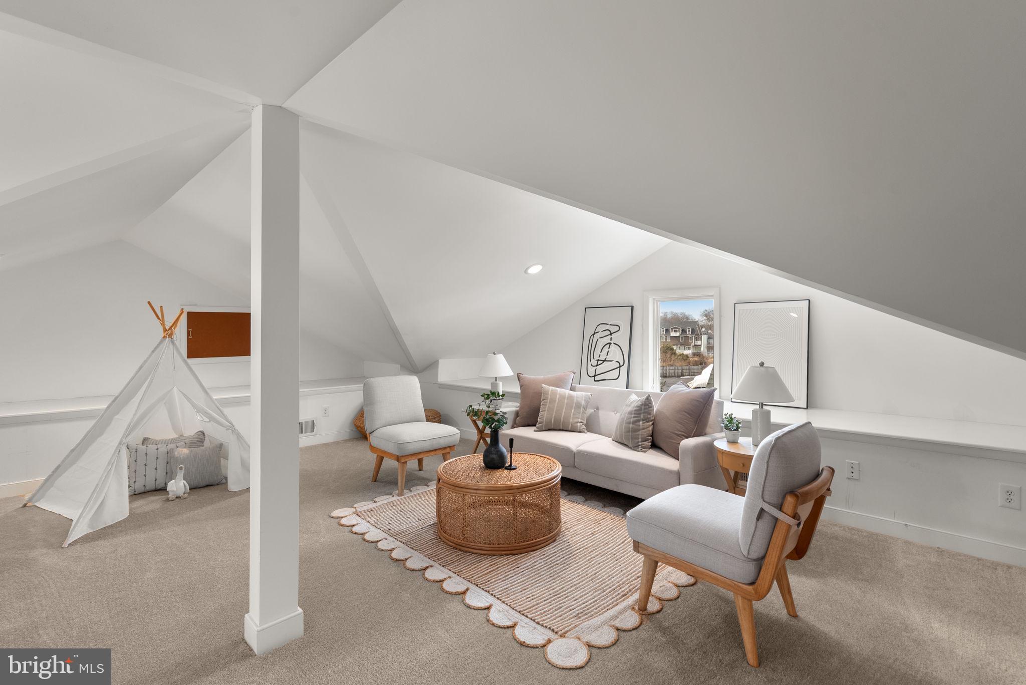 MANHATTAN BEACH - Residential