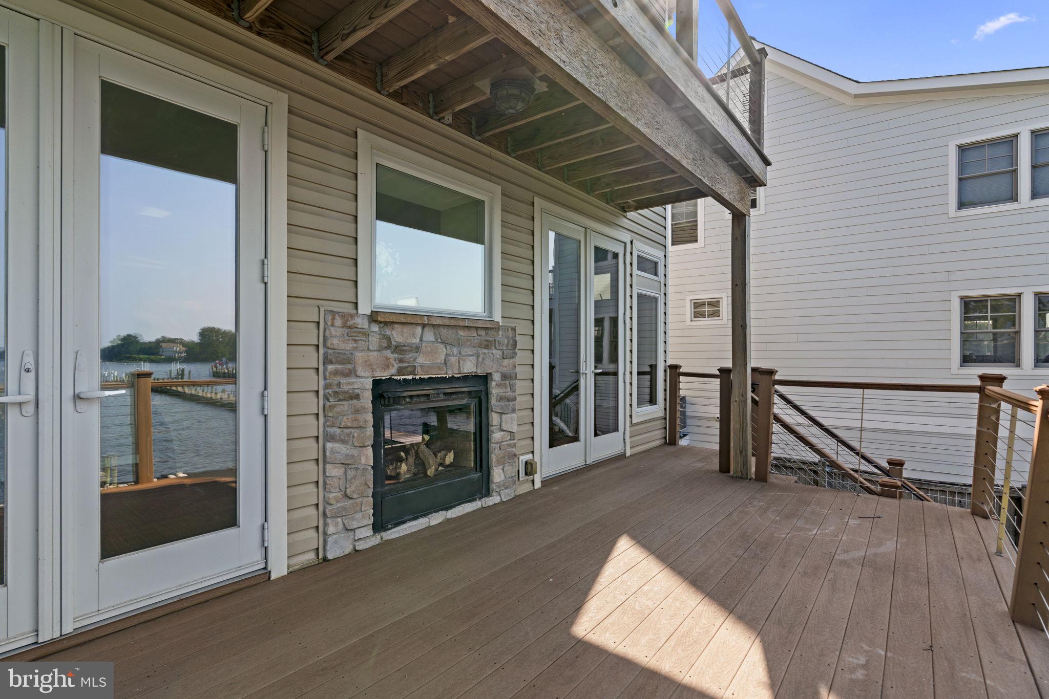 MANHATTAN BEACH - Residential