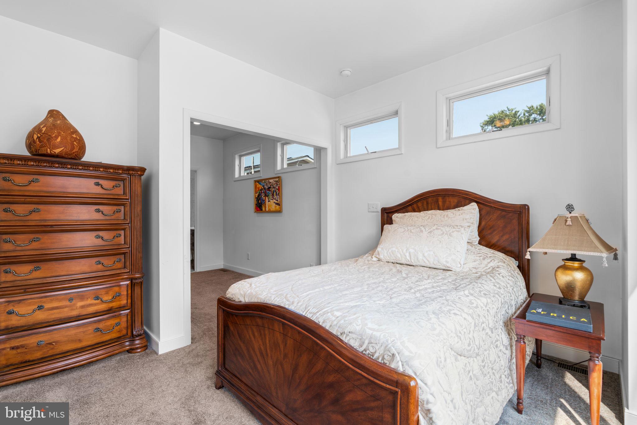 MANHATTAN BEACH - Residential