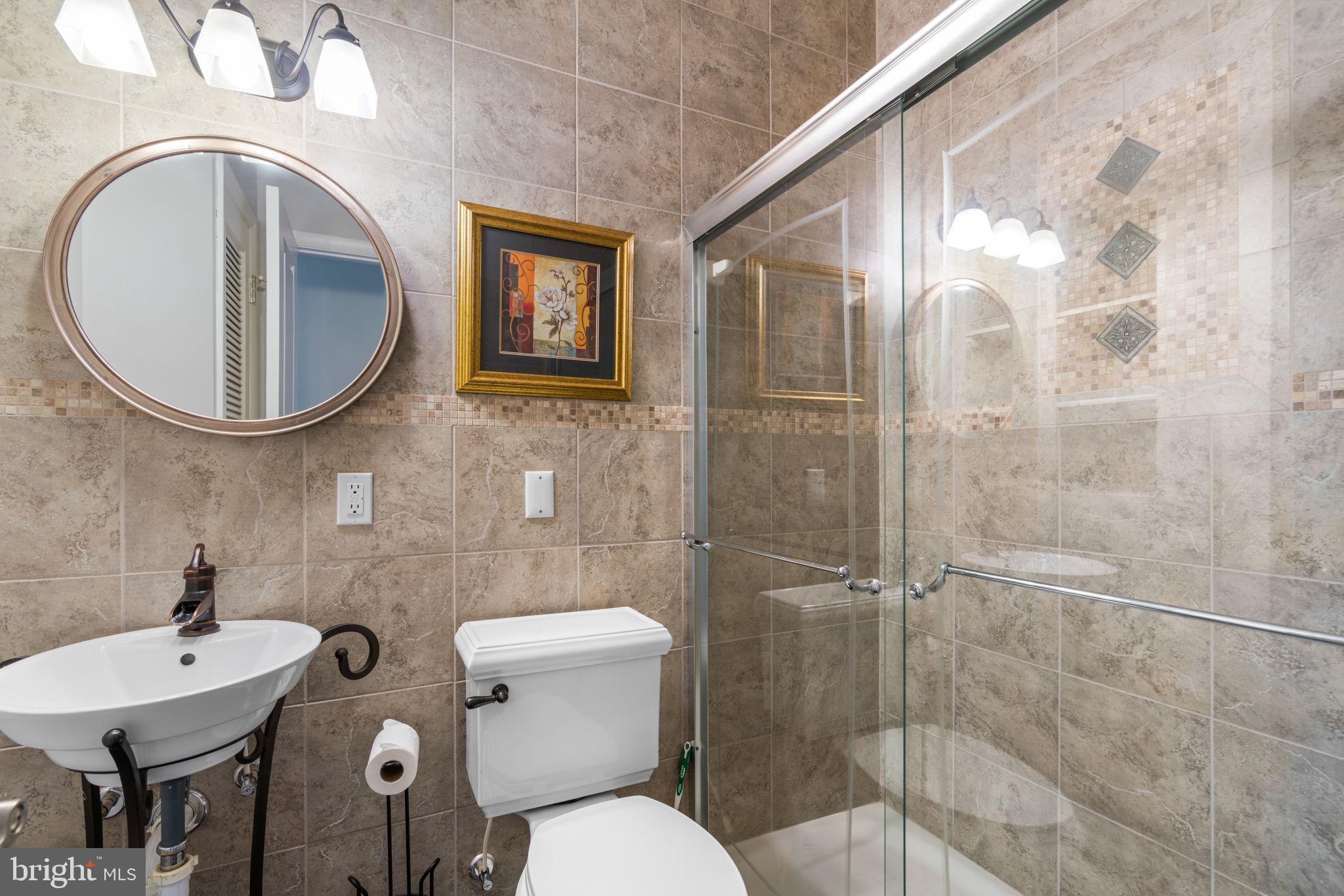 MANHATTAN BEACH - Residential