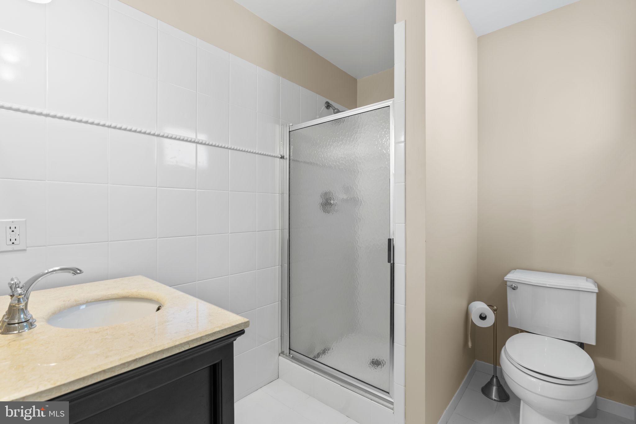 MANHATTAN BEACH - Residential