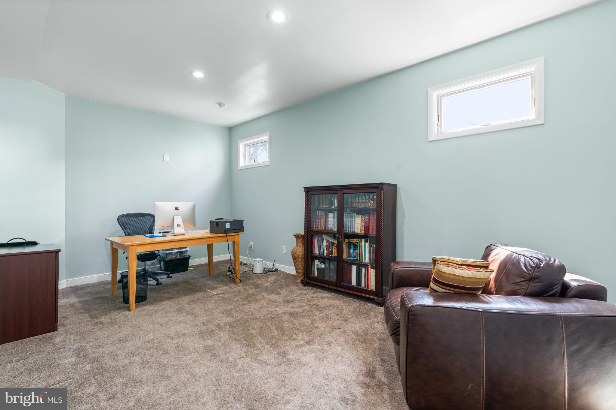 MANHATTAN BEACH - Residential