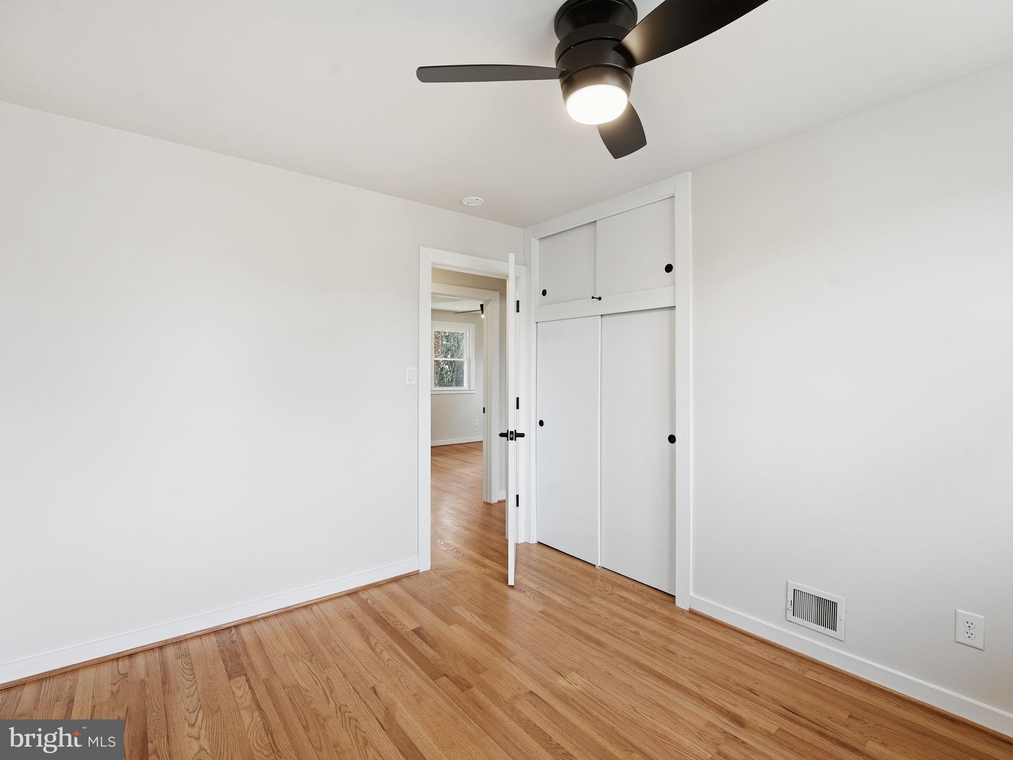 CRESTWOOD MANOR - Residential