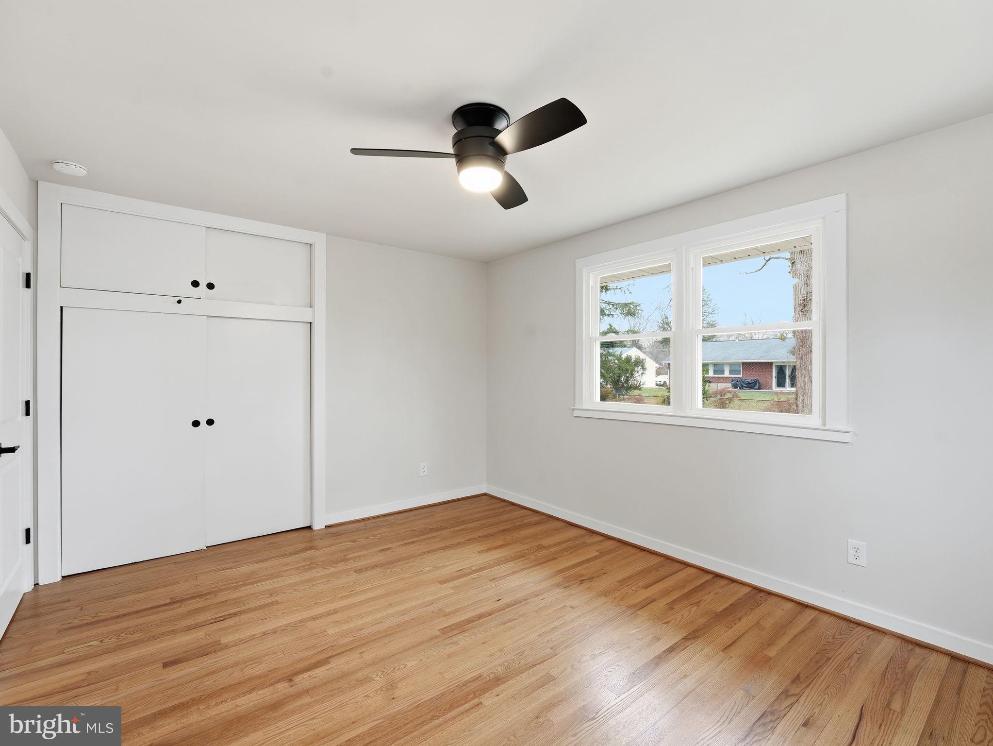 CRESTWOOD MANOR - Residential