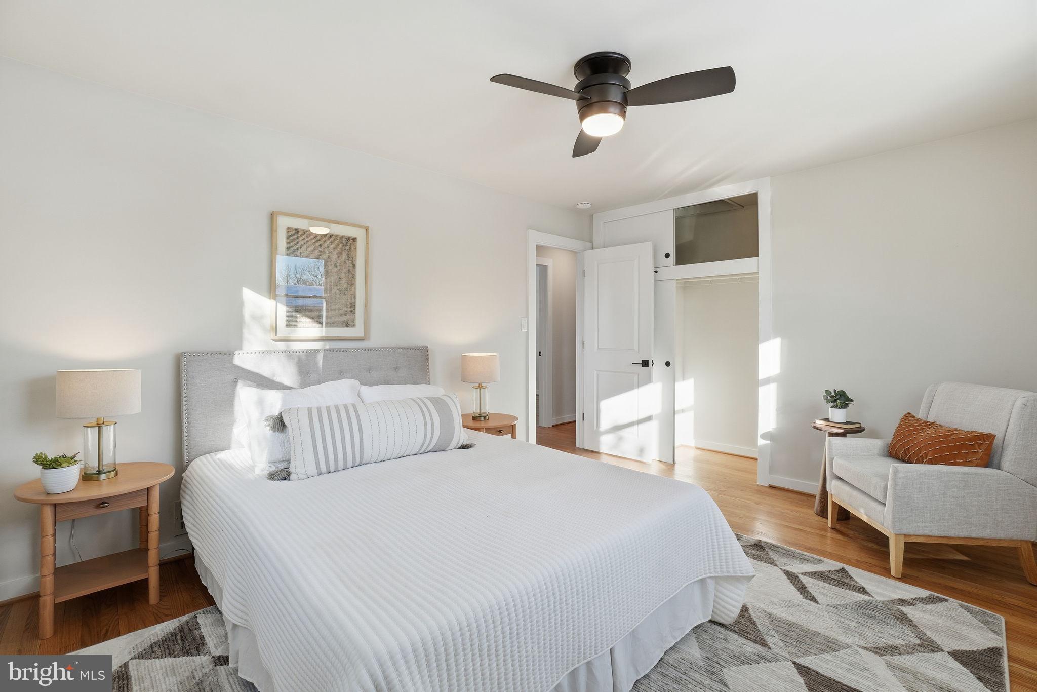 CRESTWOOD MANOR - Residential