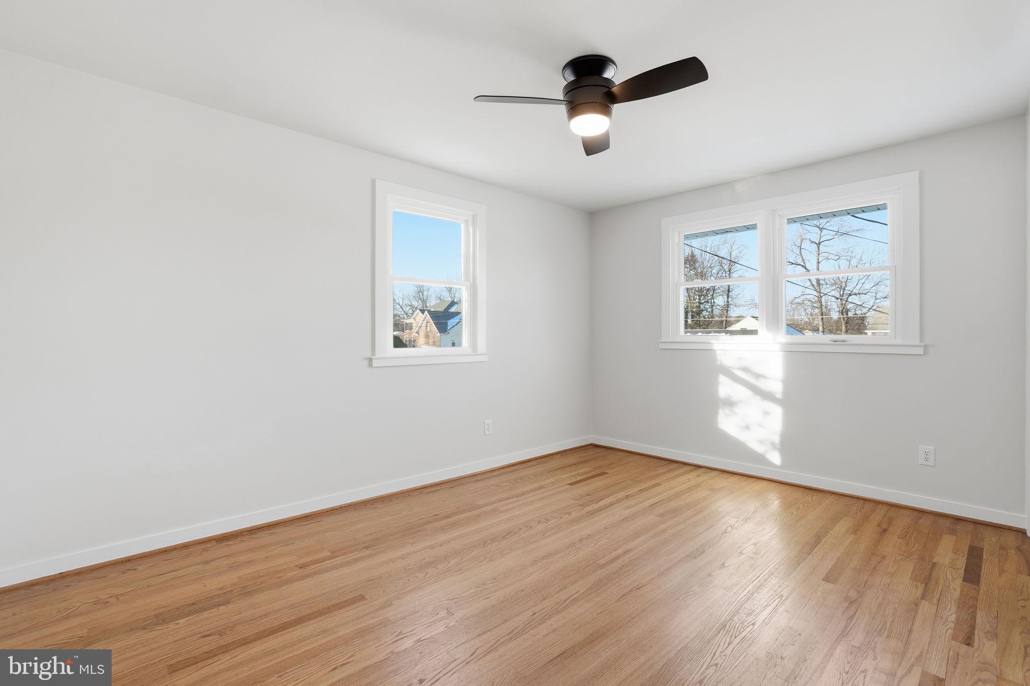 CRESTWOOD MANOR - Residential