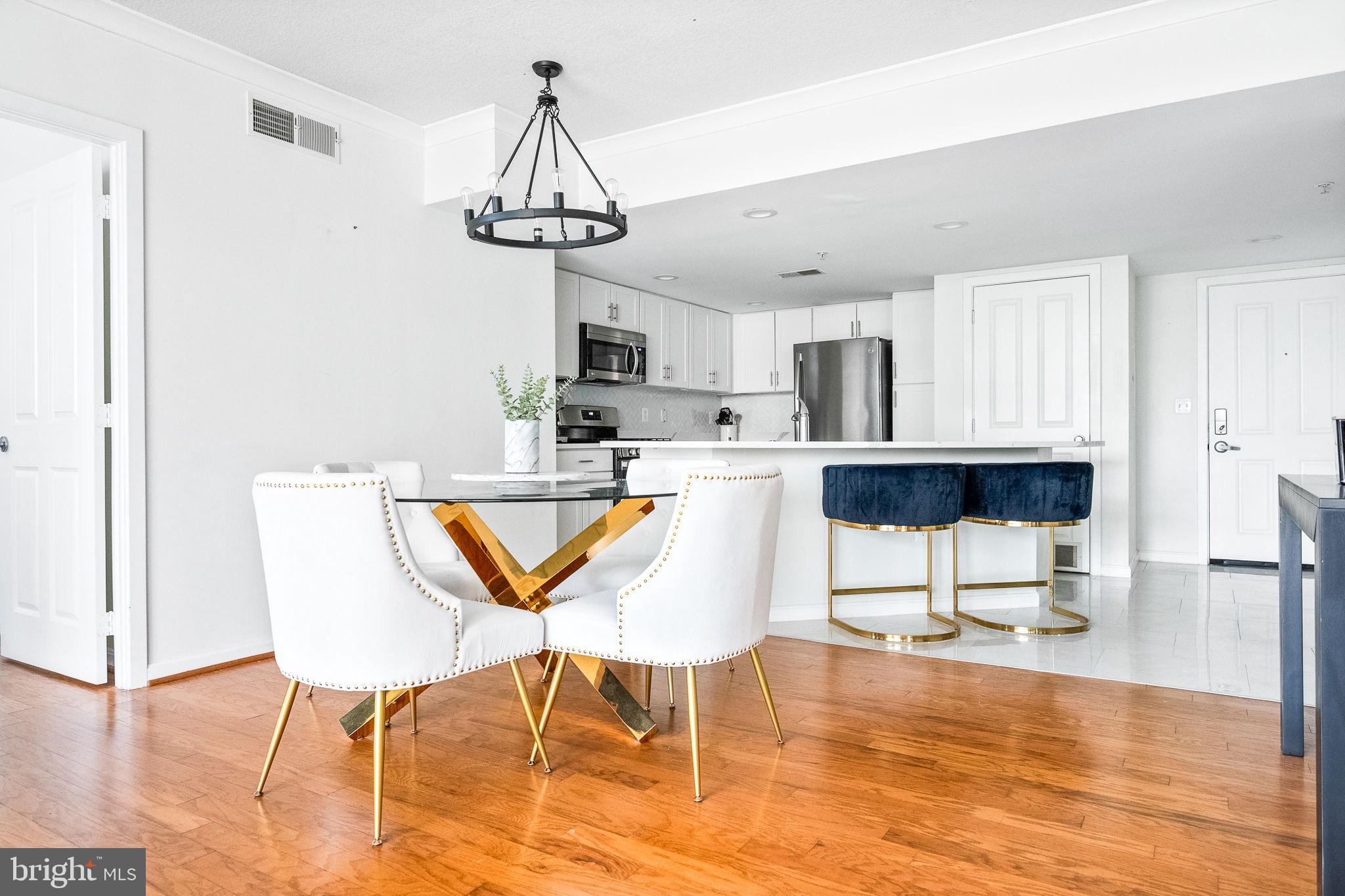 THE PARK AT COURTHOUSE - Residential