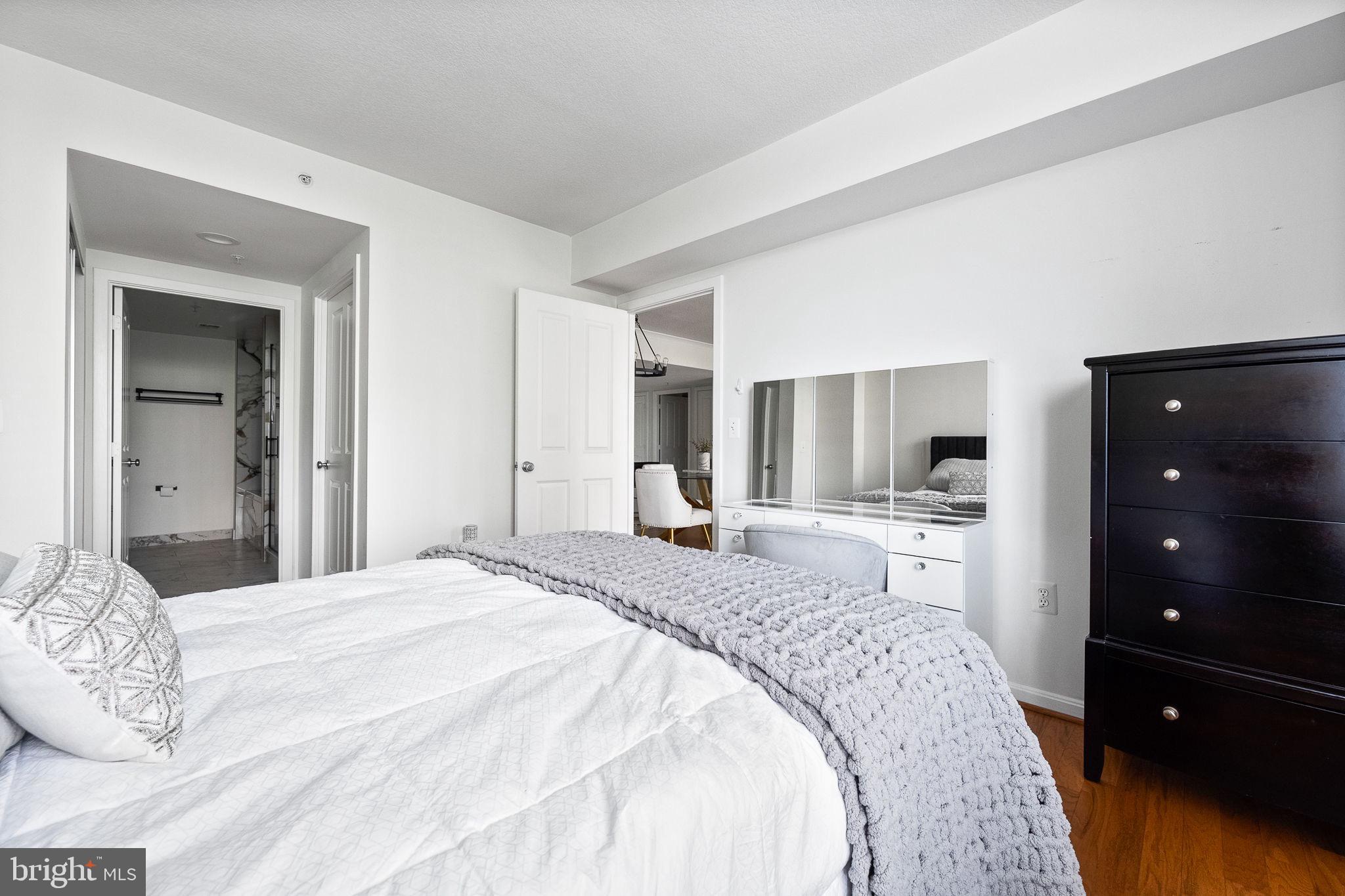 THE PARK AT COURTHOUSE - Residential