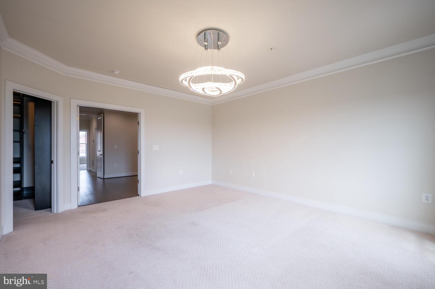 POTOMAC  YARDS - Residential