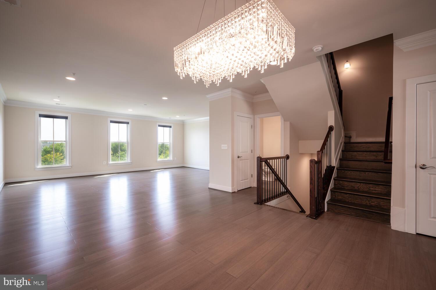 POTOMAC  YARDS - Residential