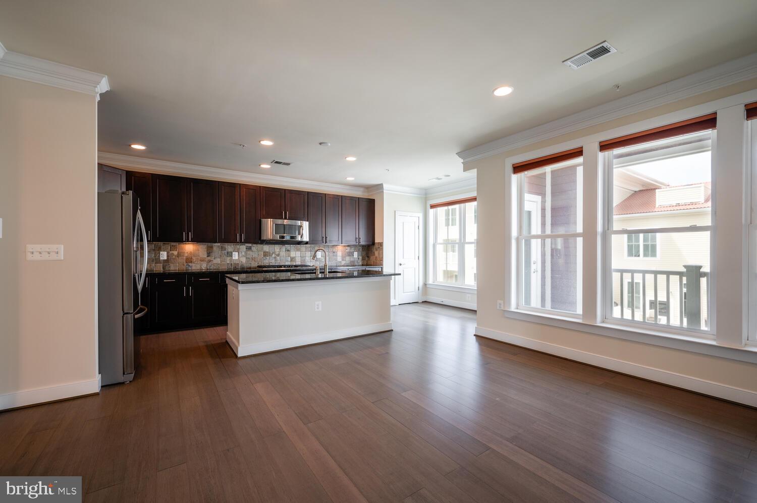 POTOMAC  YARDS - Residential