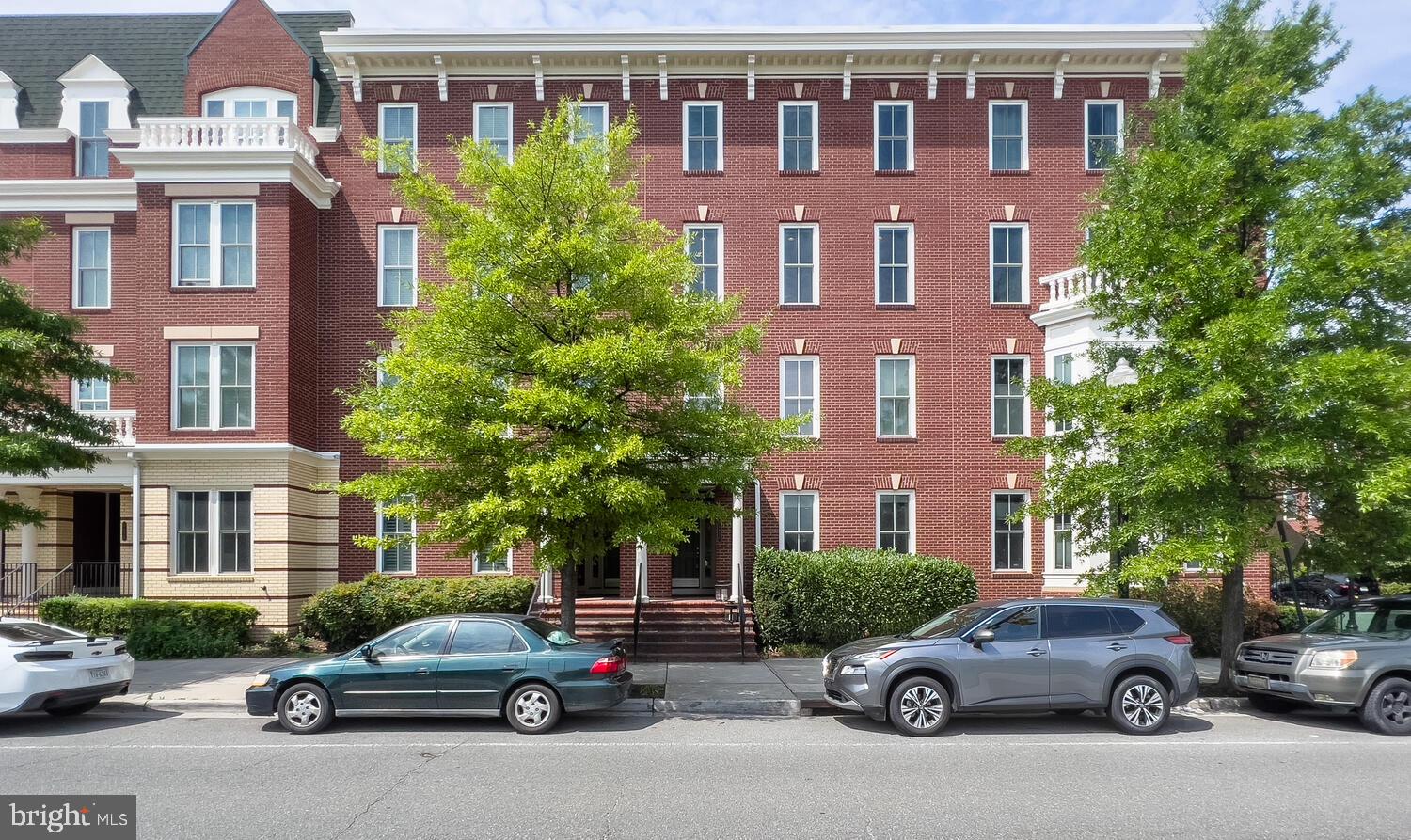 POTOMAC  YARDS - Residential