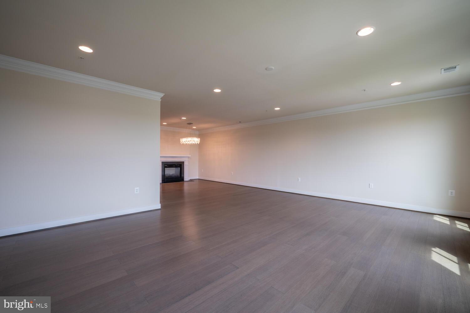 POTOMAC  YARDS - Residential