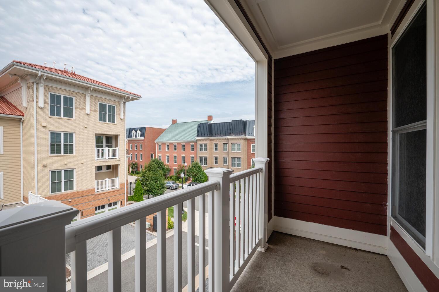 POTOMAC  YARDS - Residential