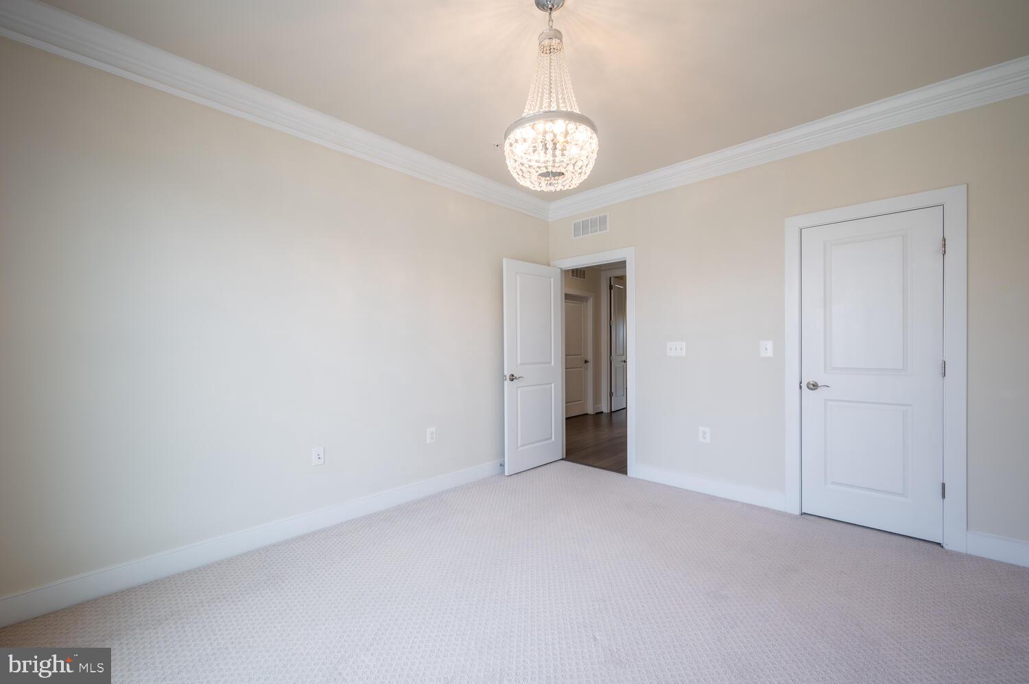 POTOMAC  YARDS - Residential