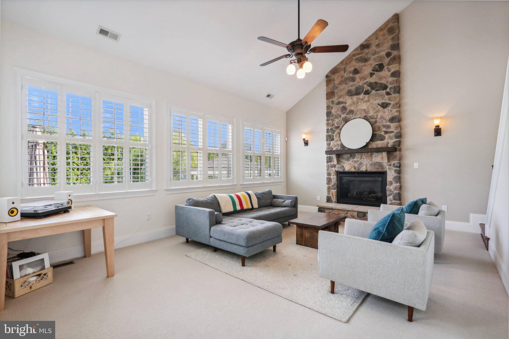 CHAPMANS CORNER - Residential