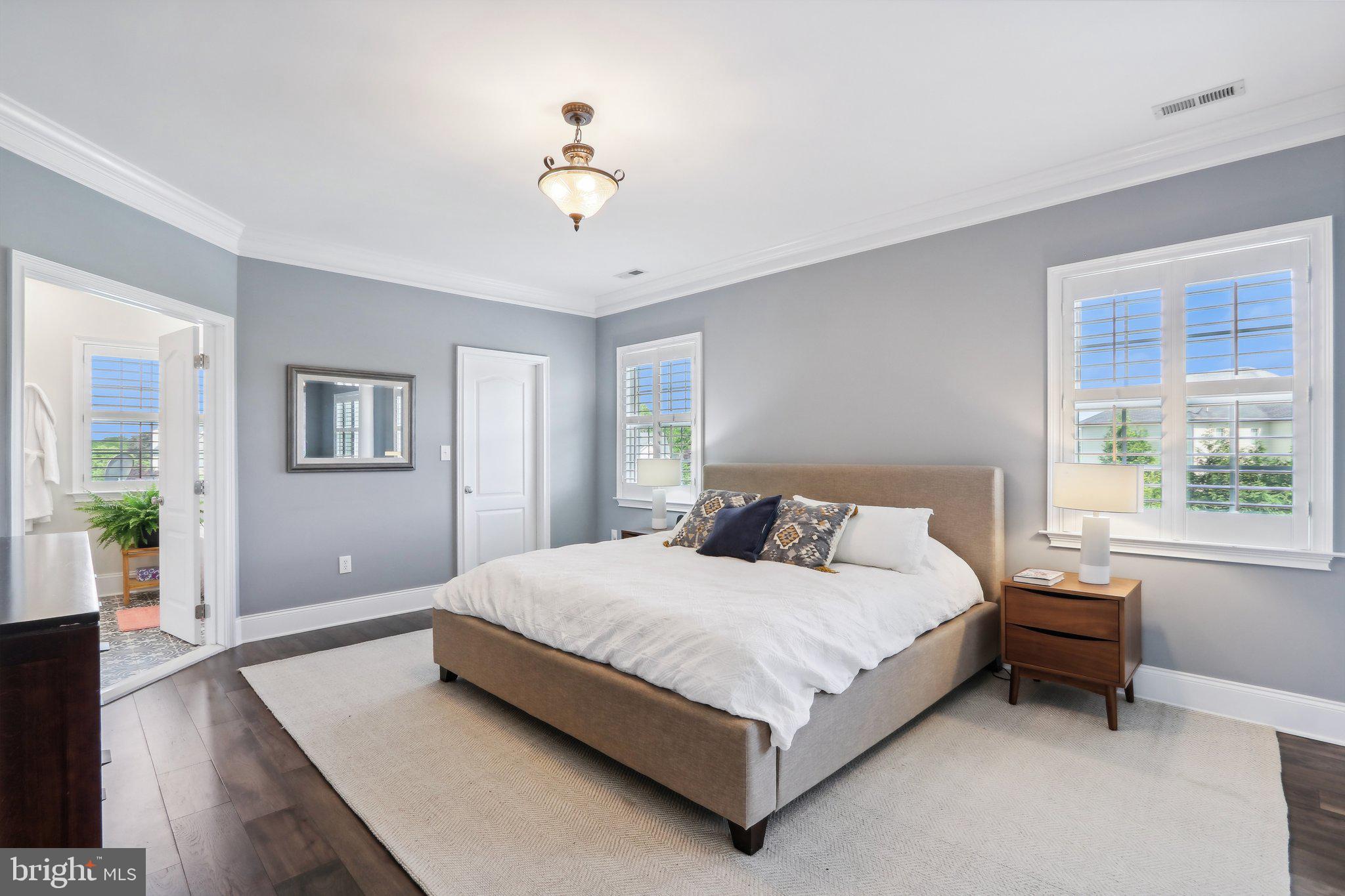 CHAPMANS CORNER - Residential