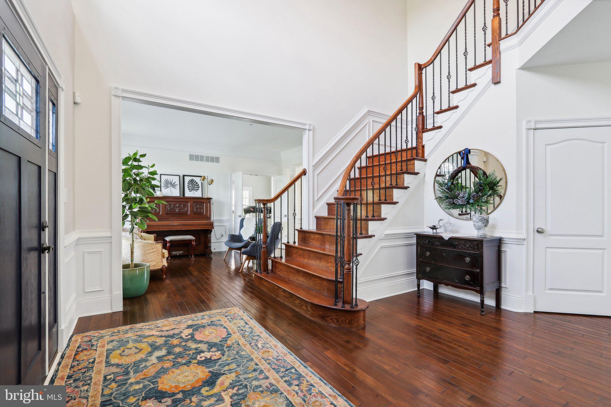 CHAPMANS CORNER - Residential