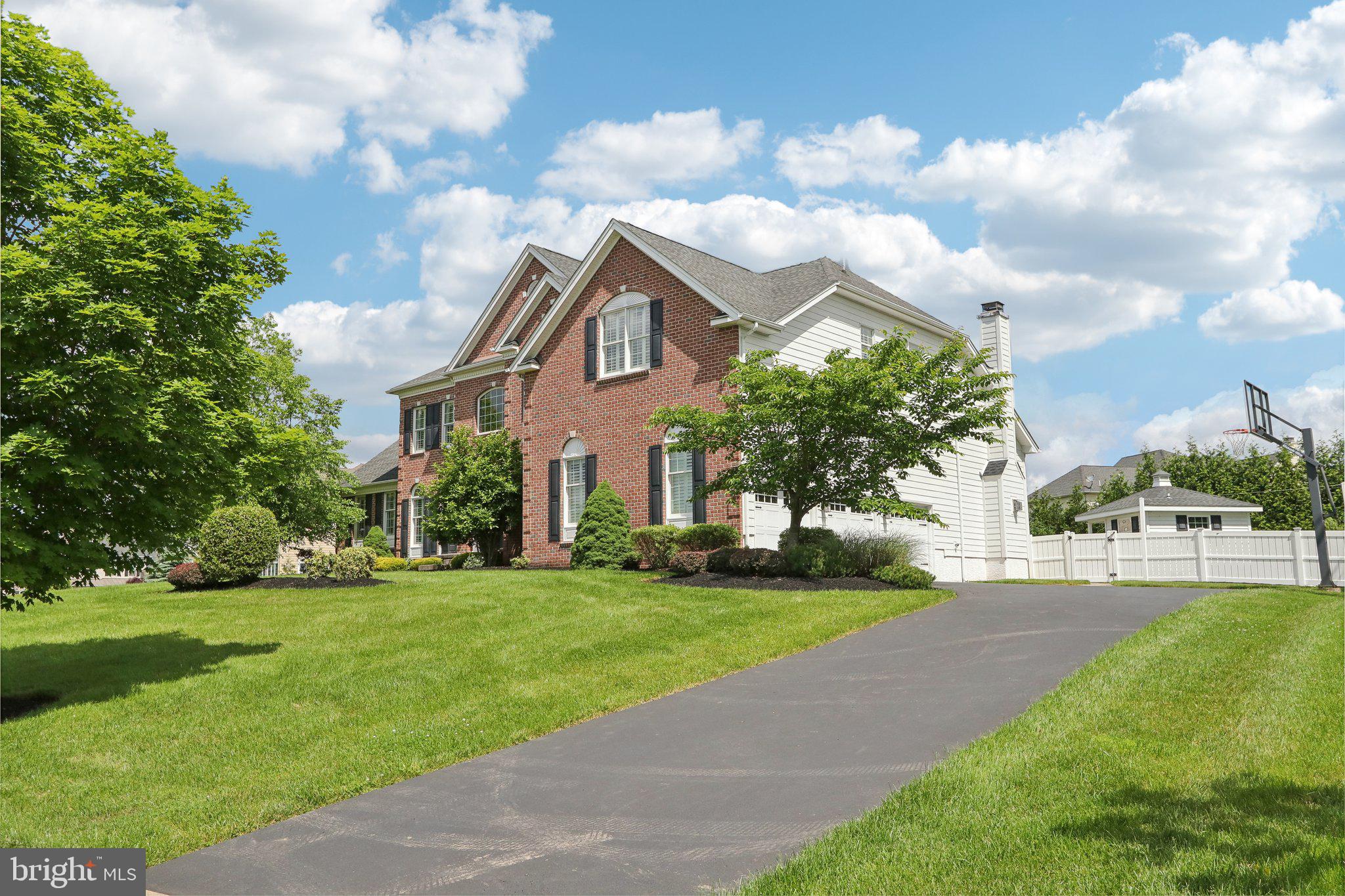 CHAPMANS CORNER - Residential