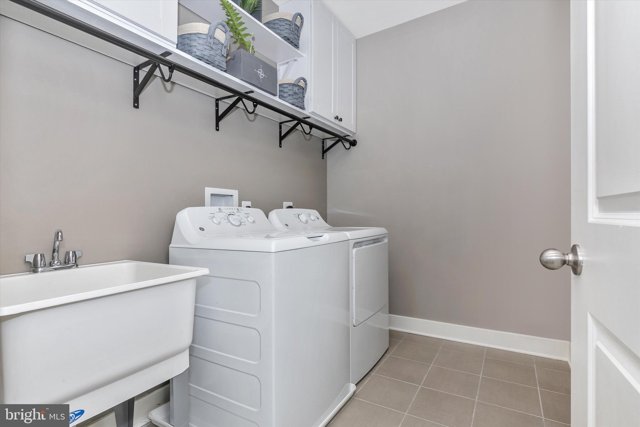 WADE'S GRANT - Residential