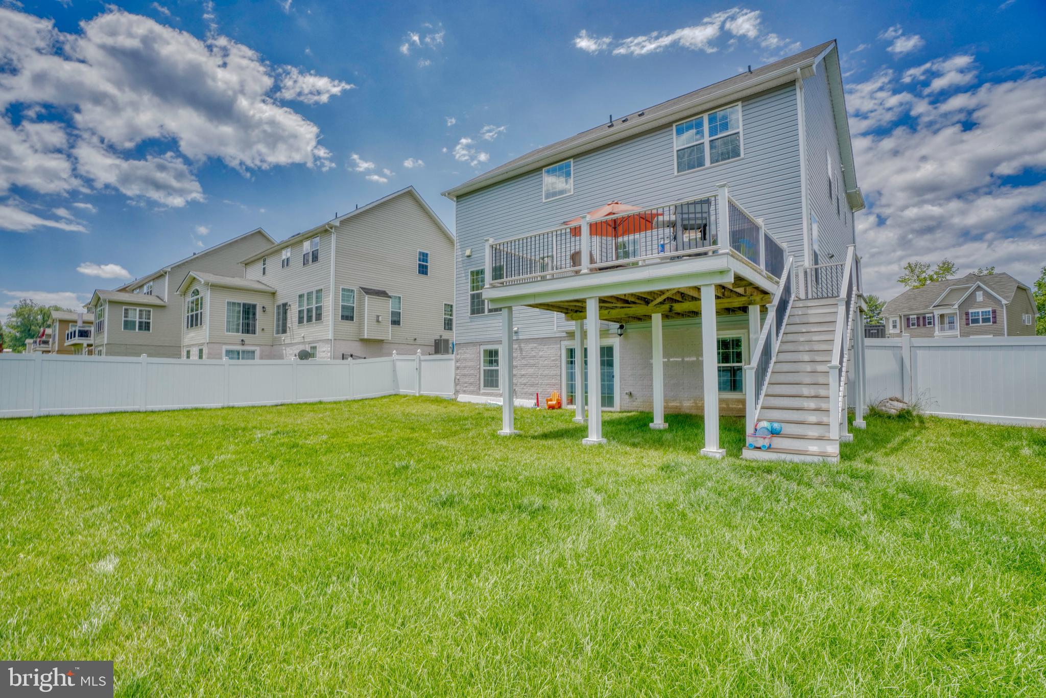 HAMILTON RESERVE - Residential