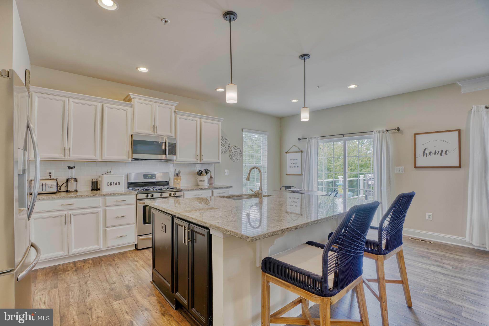 HAMILTON RESERVE - Residential