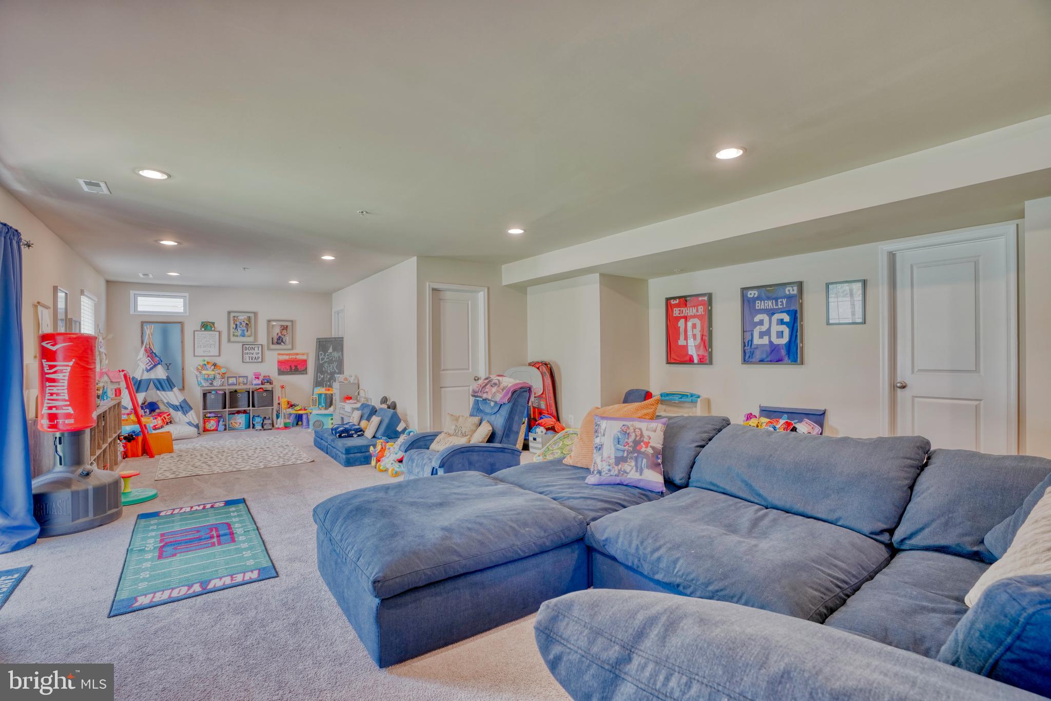 HAMILTON RESERVE - Residential