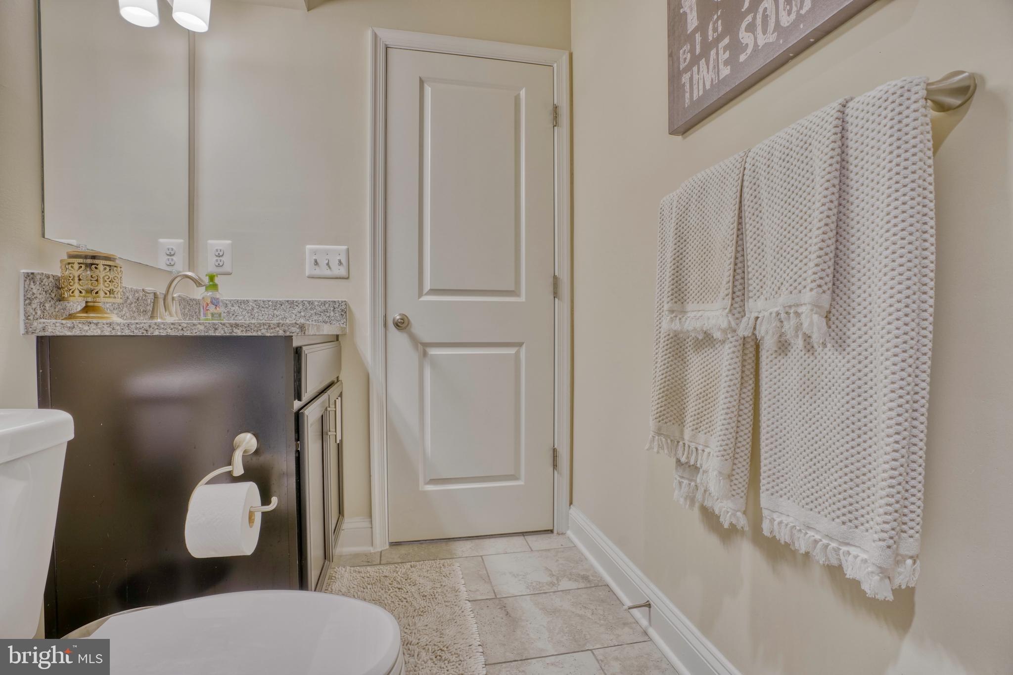 HAMILTON RESERVE - Residential