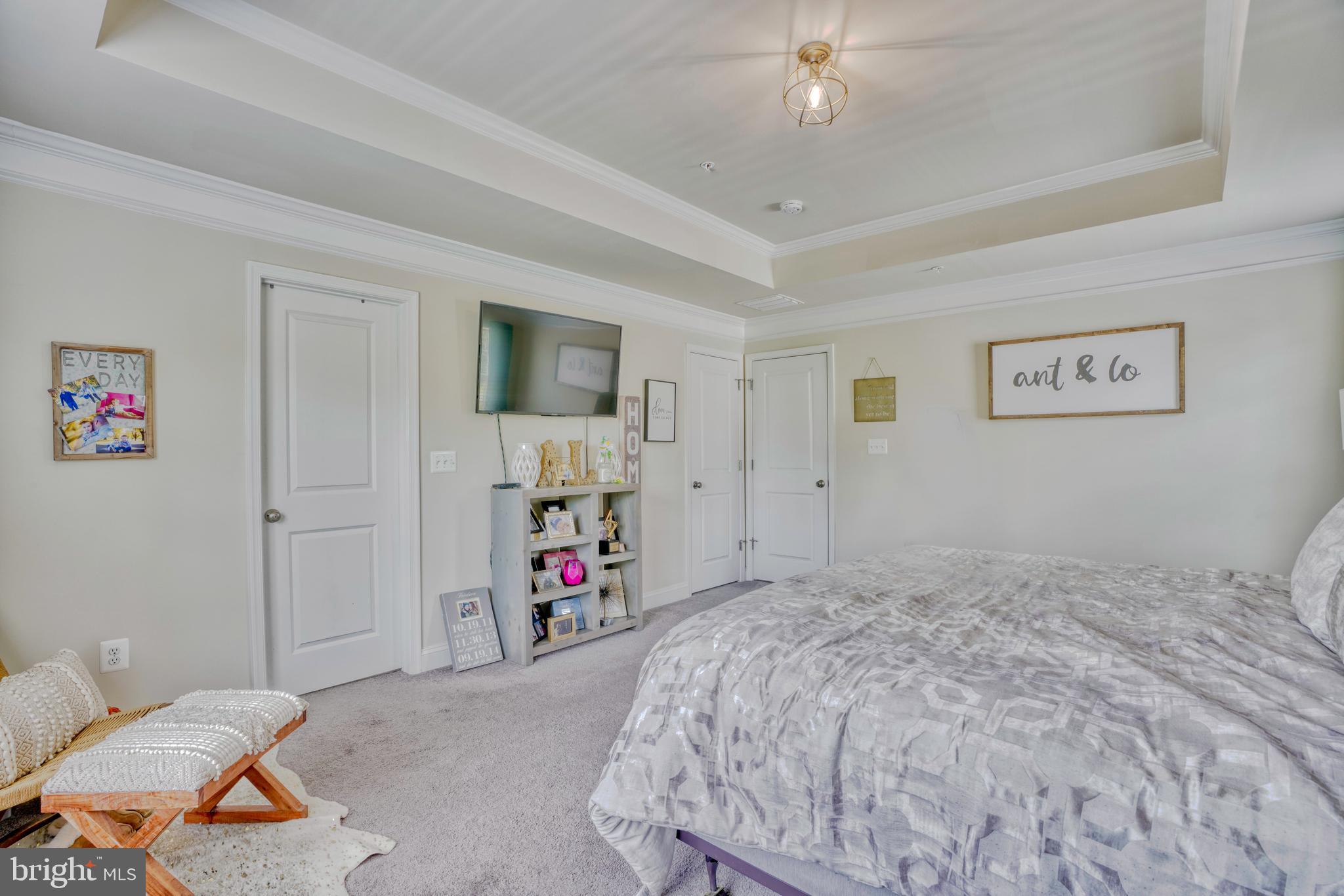 HAMILTON RESERVE - Residential