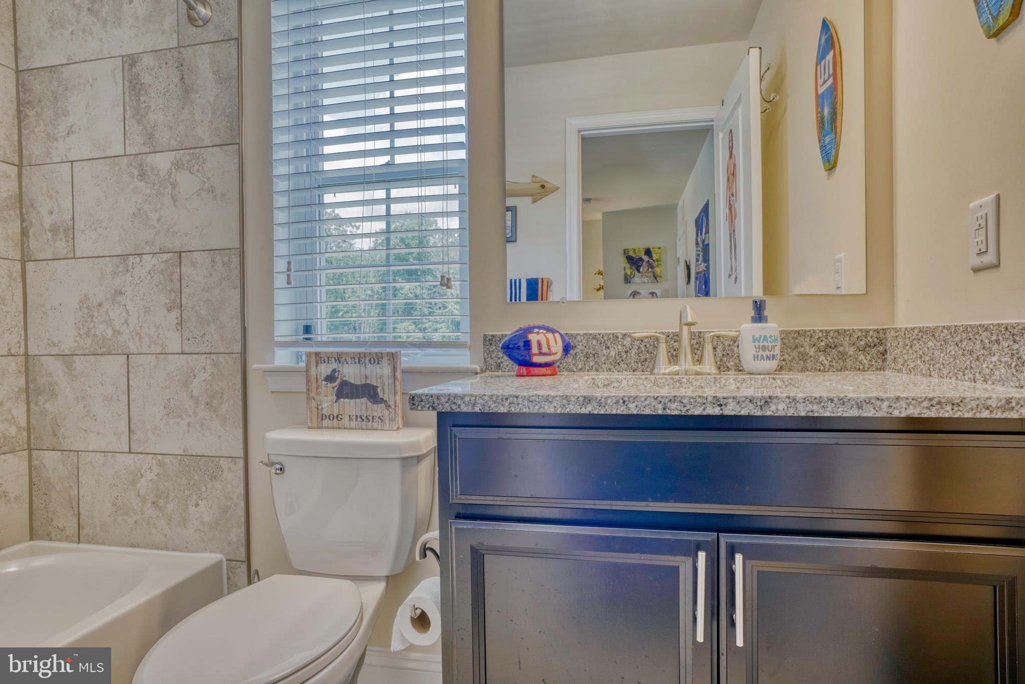 HAMILTON RESERVE - Residential