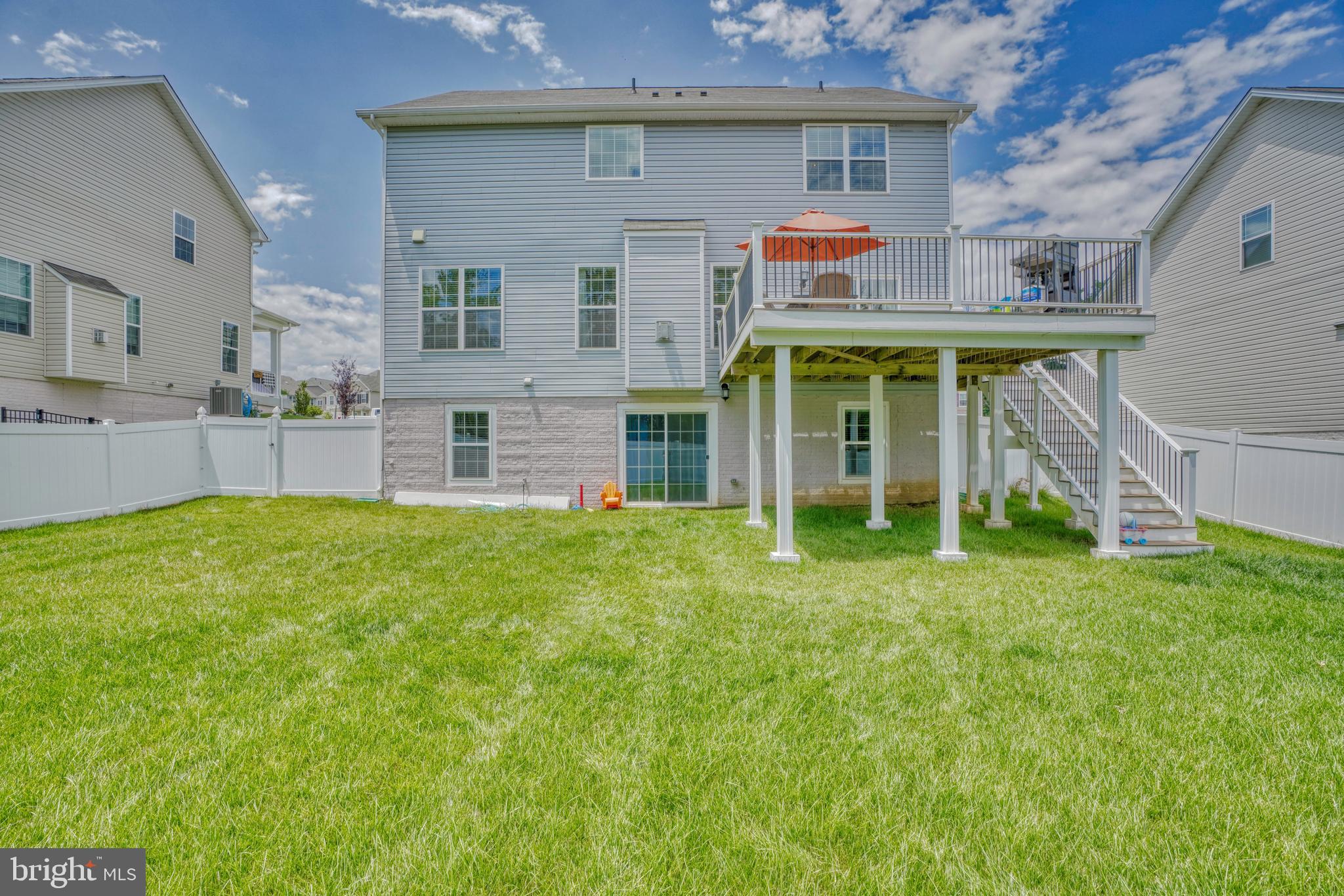 HAMILTON RESERVE - Residential