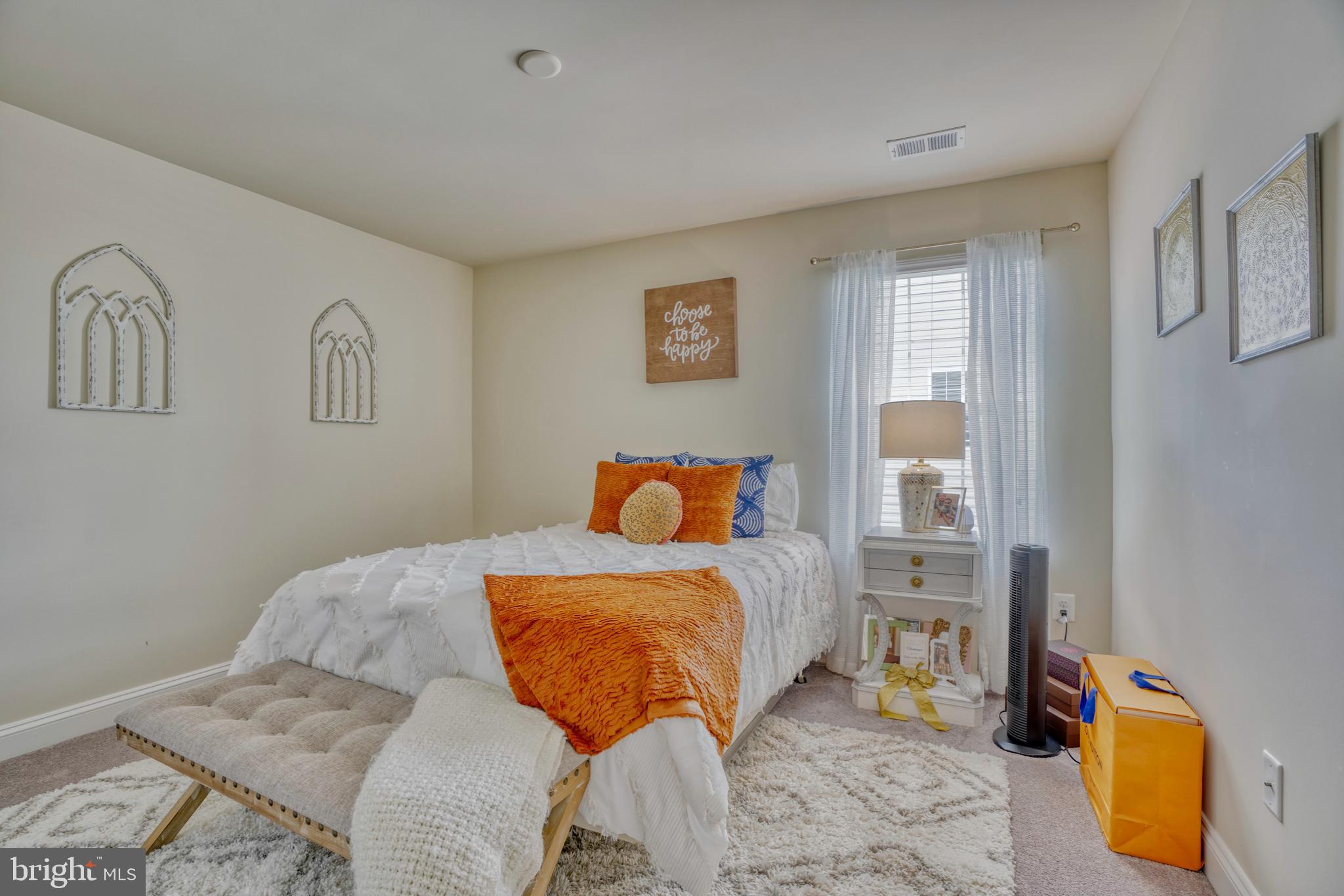 HAMILTON RESERVE - Residential