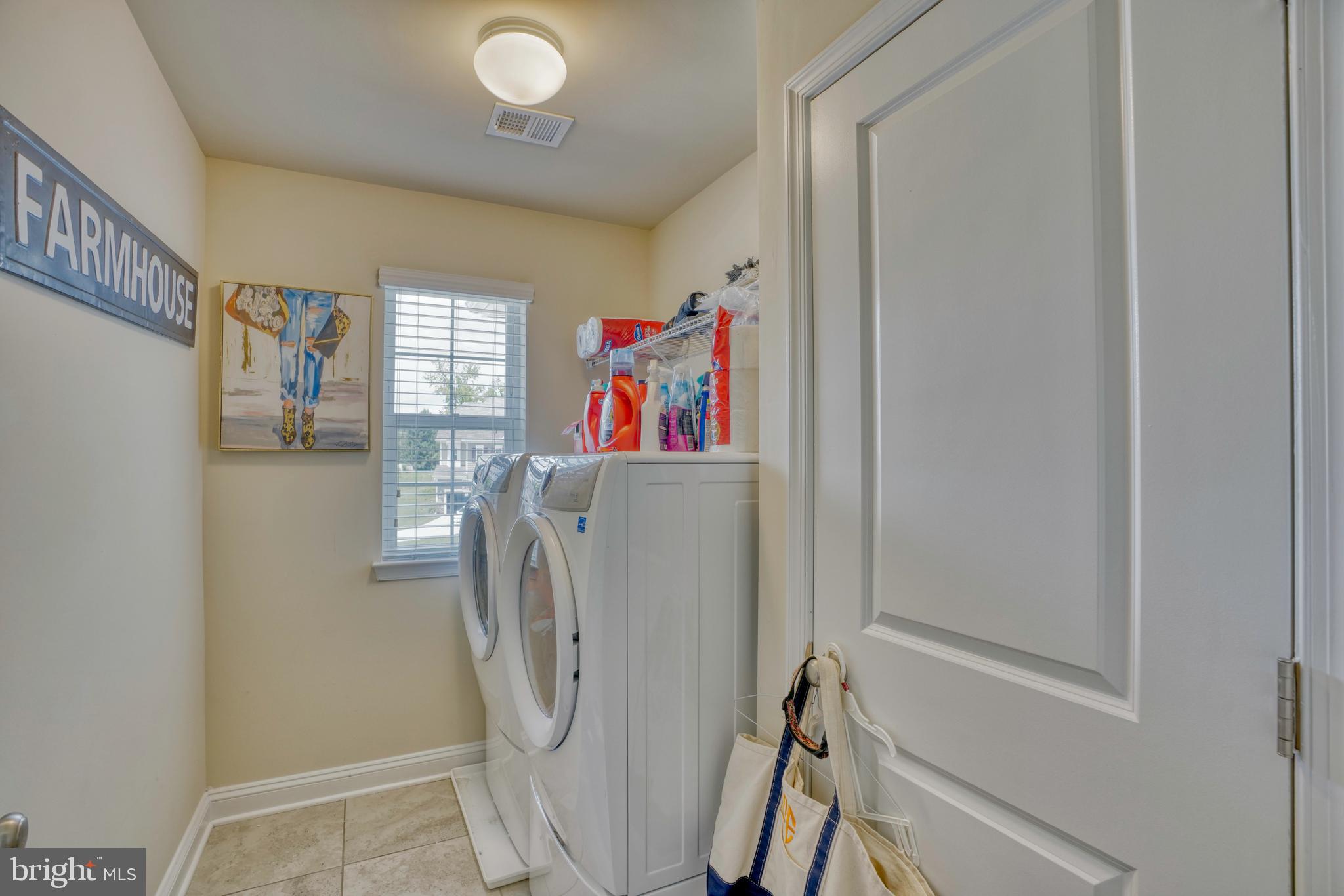 HAMILTON RESERVE - Residential