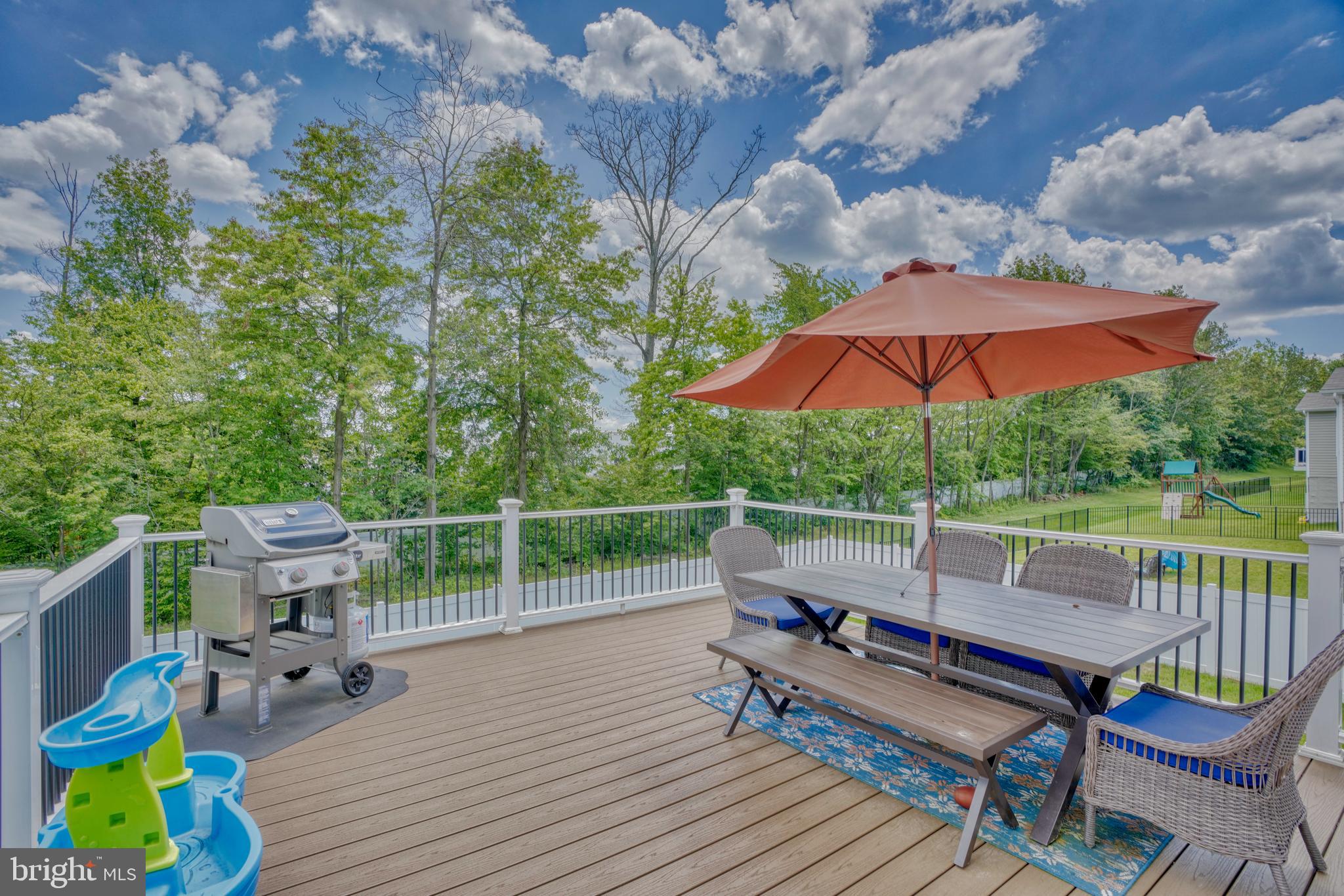 HAMILTON RESERVE - Residential