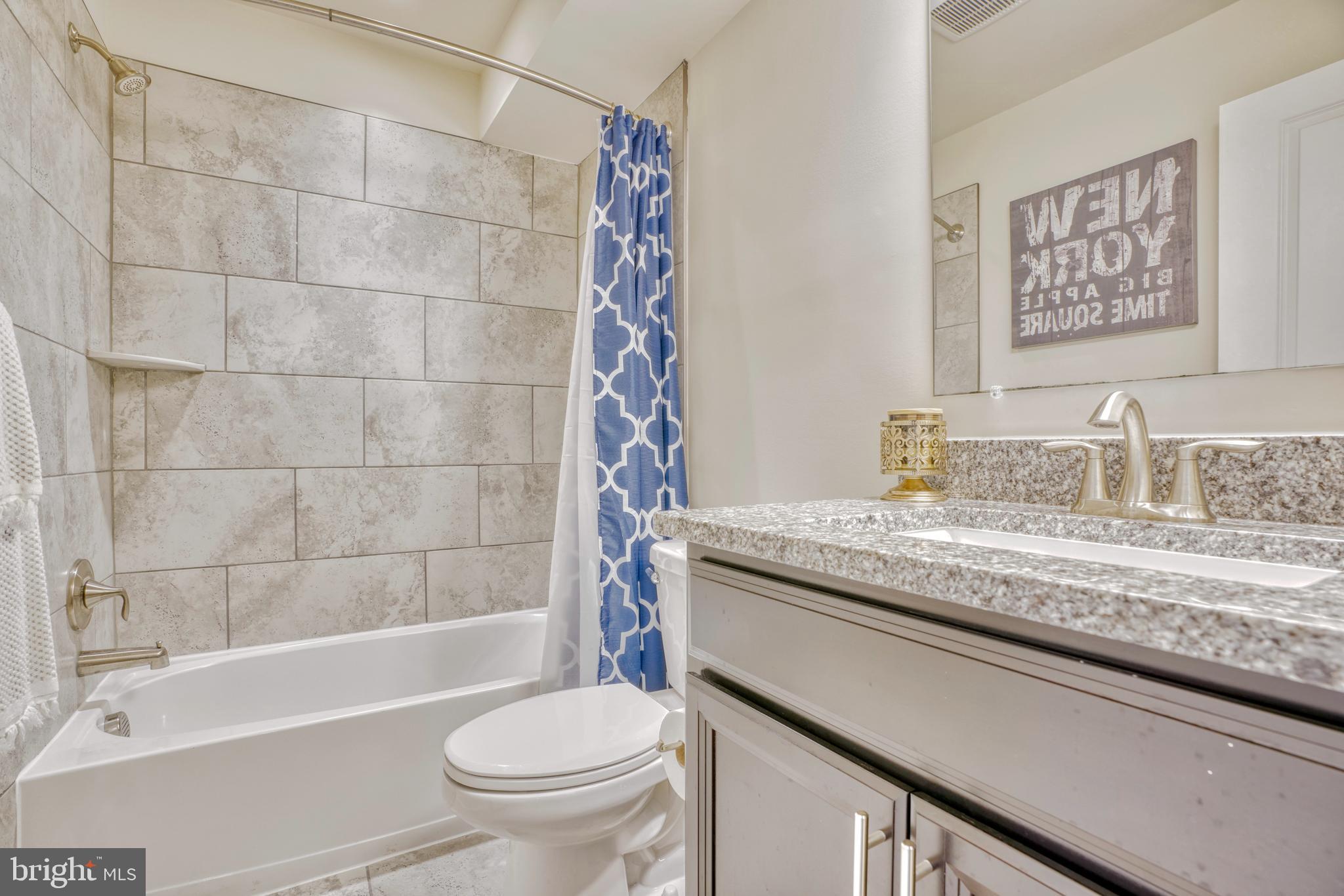 HAMILTON RESERVE - Residential