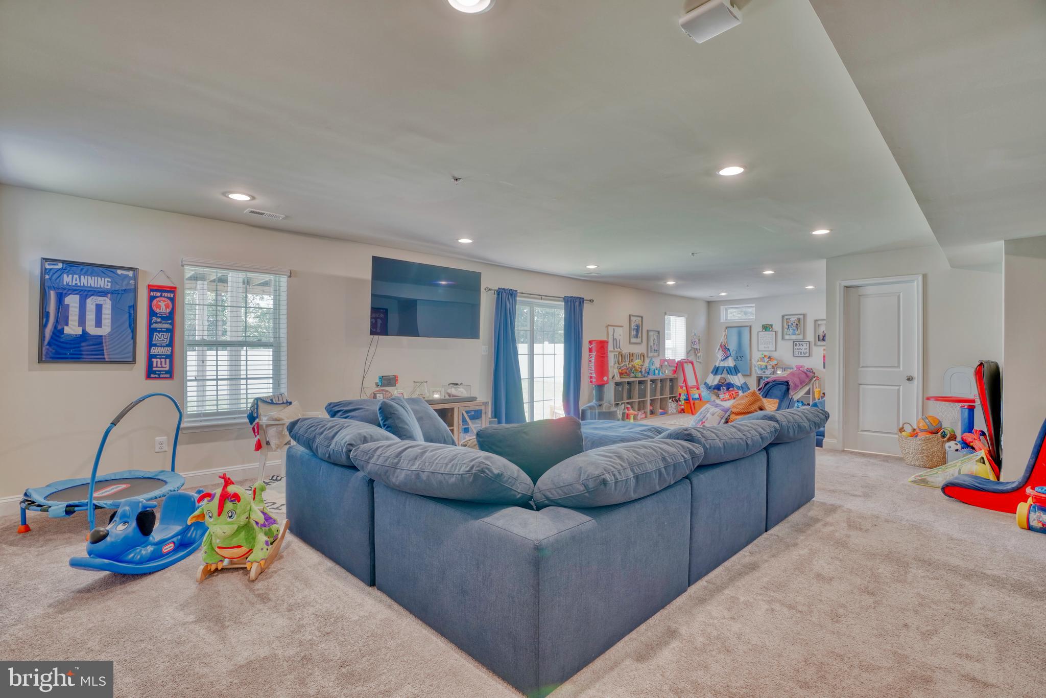 HAMILTON RESERVE - Residential