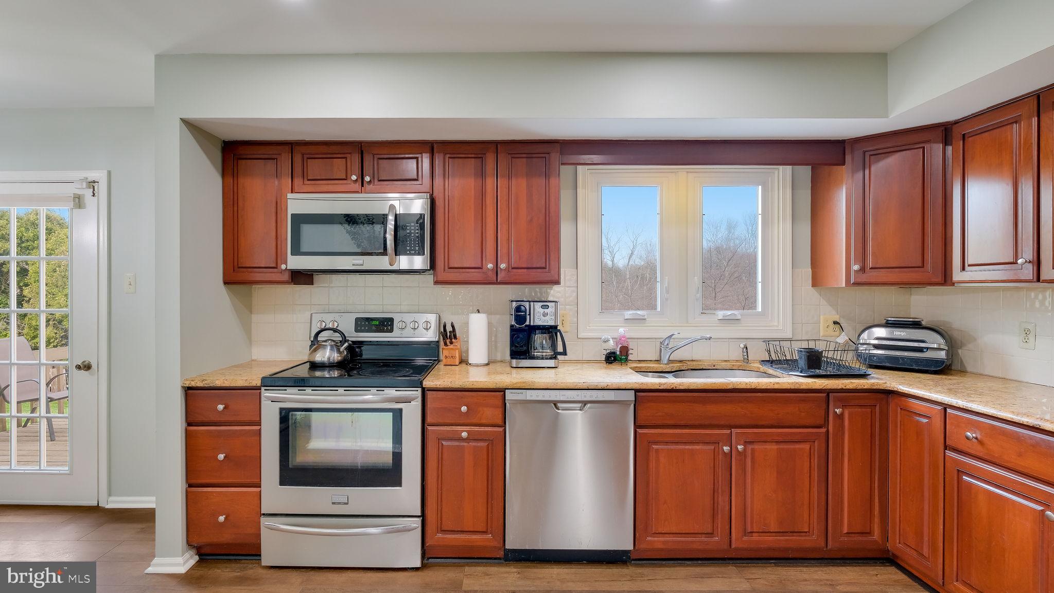 LANGSTOON - Residential