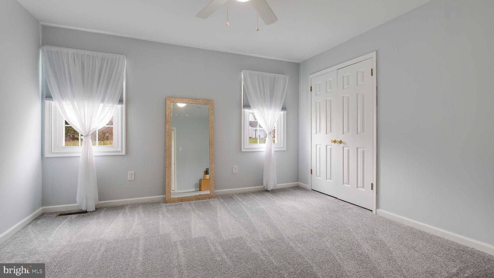 LANGSTOON - Residential