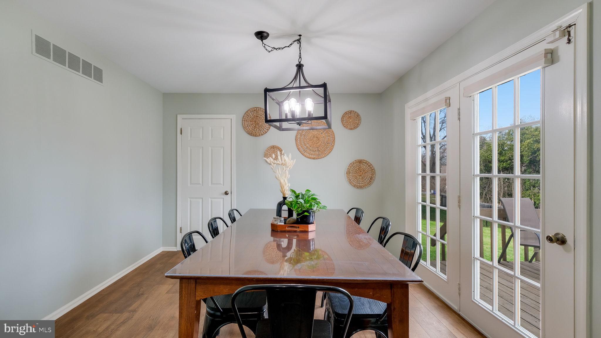 LANGSTOON - Residential