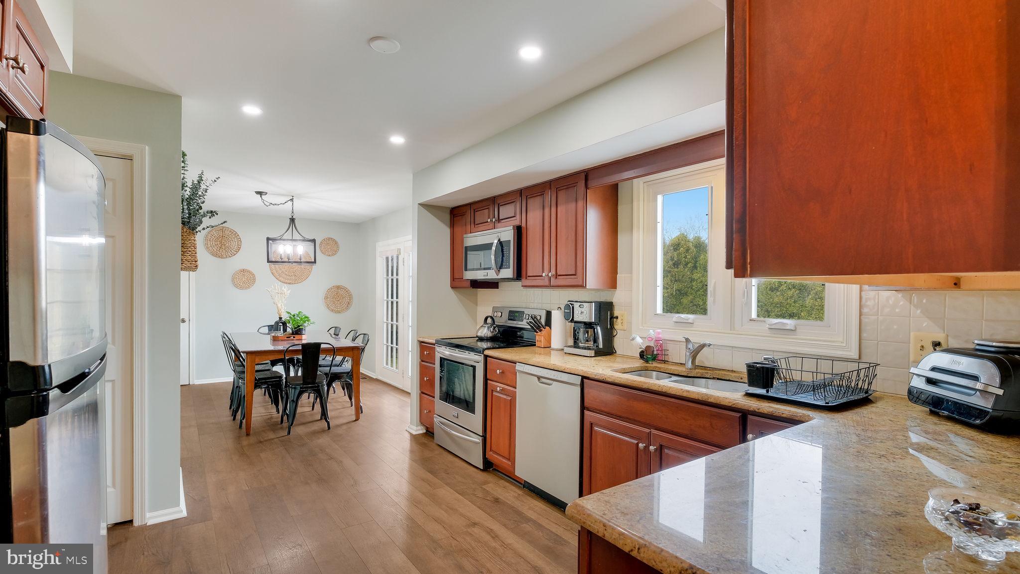 LANGSTOON - Residential