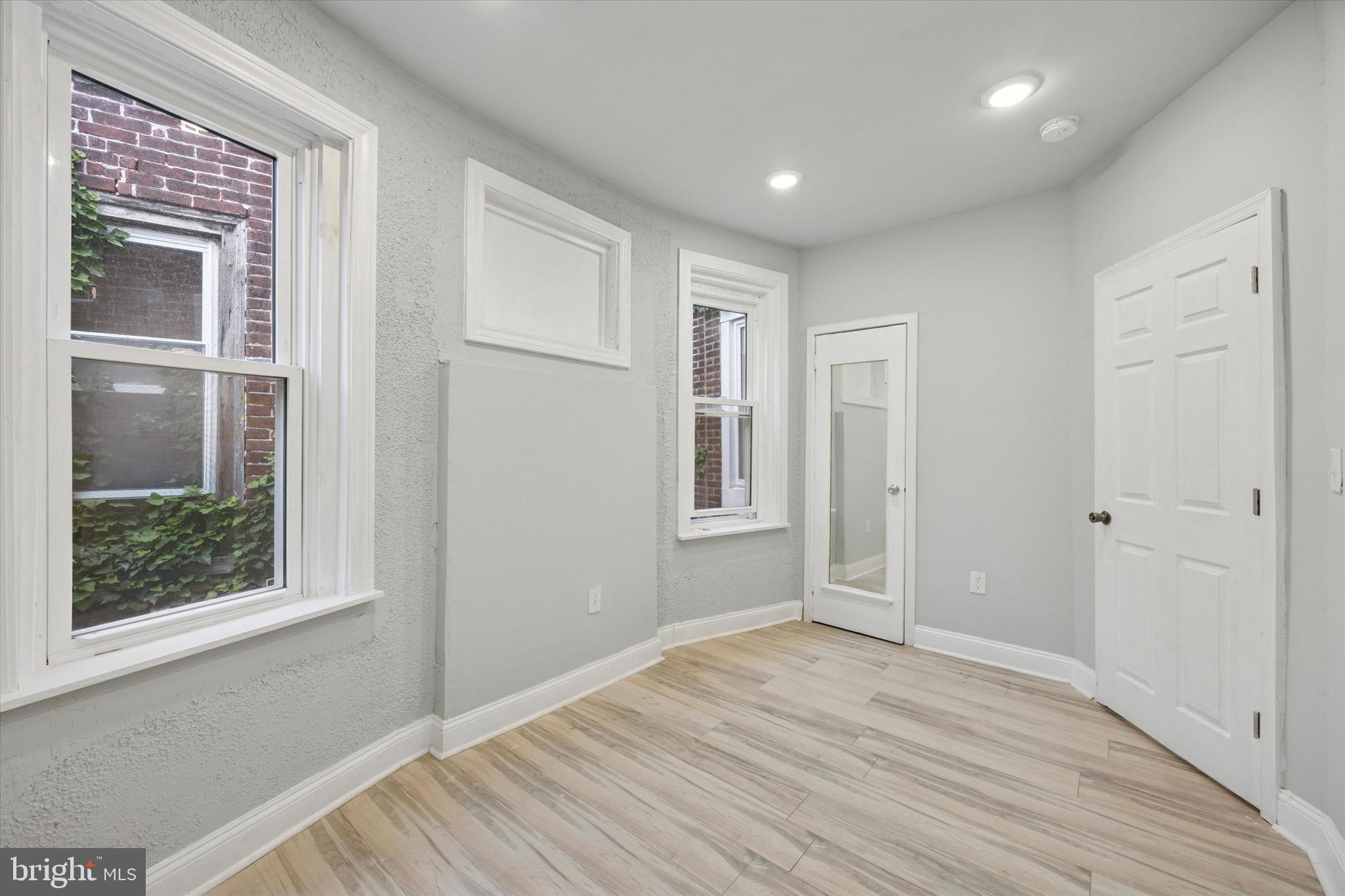 PHILADELPHIA - Residential Income