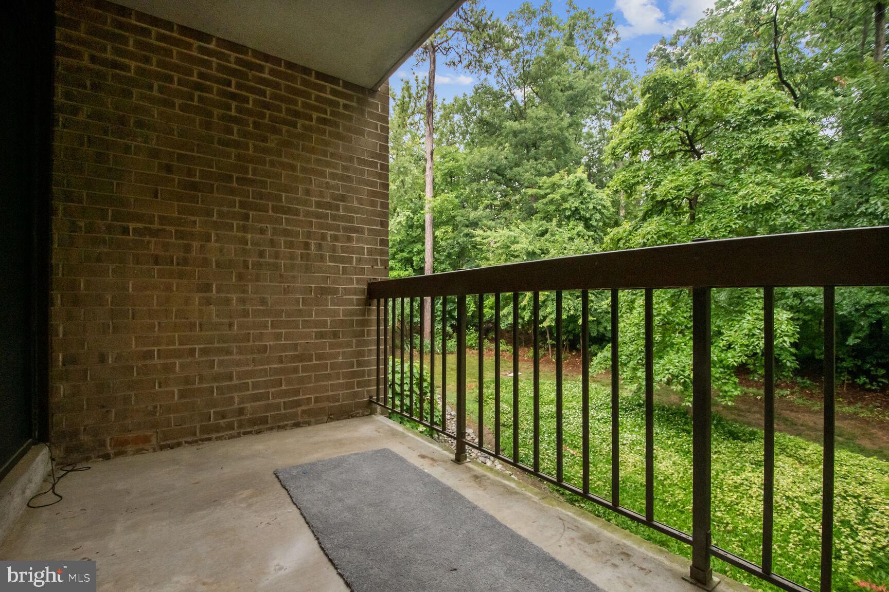 BENTANA PARK - Residential Lease