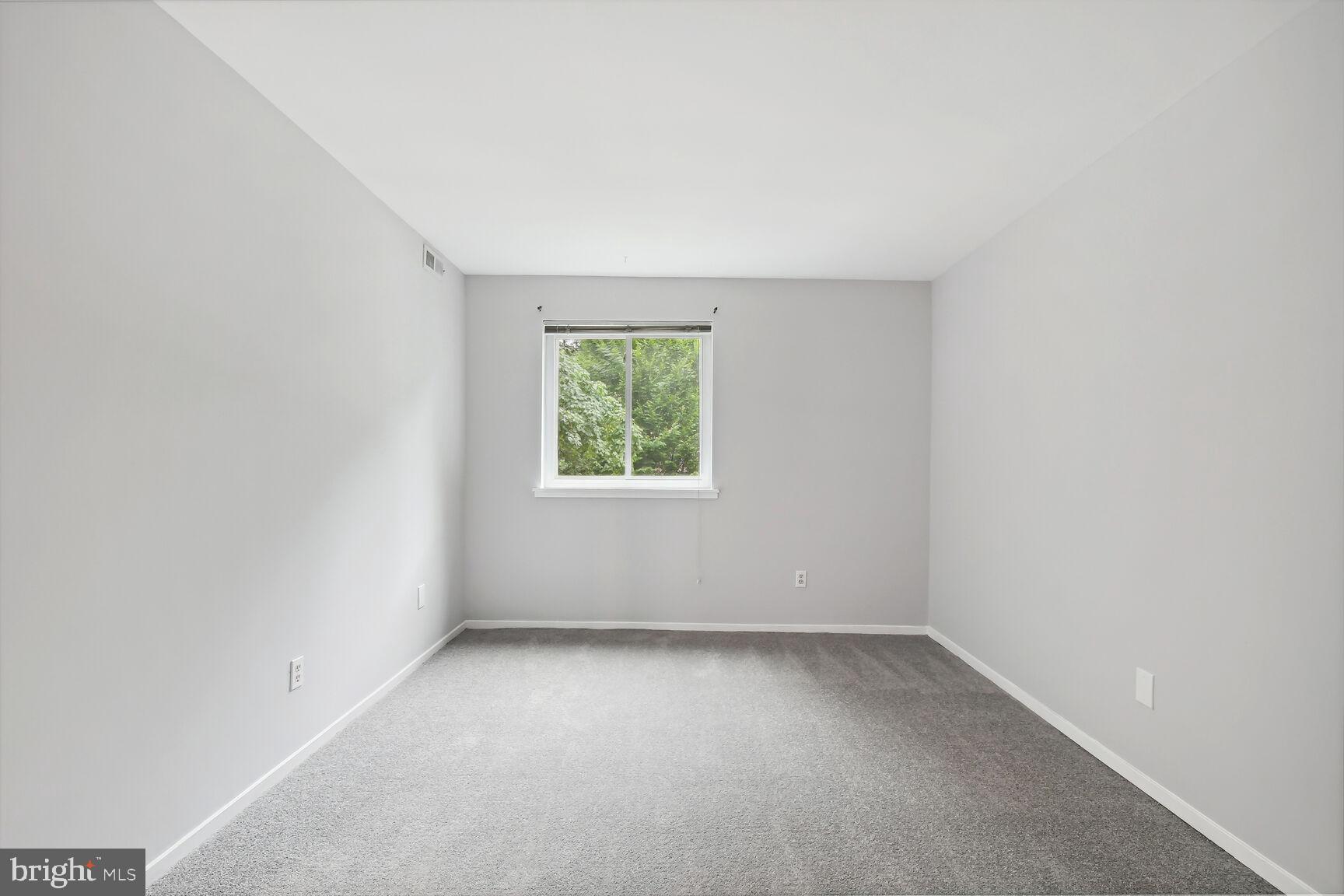 BENTANA PARK - Residential Lease