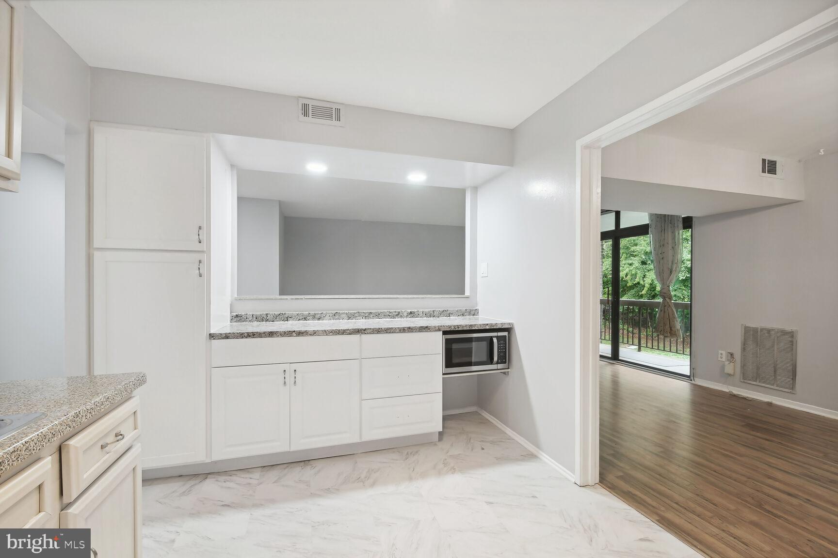 BENTANA PARK - Residential Lease