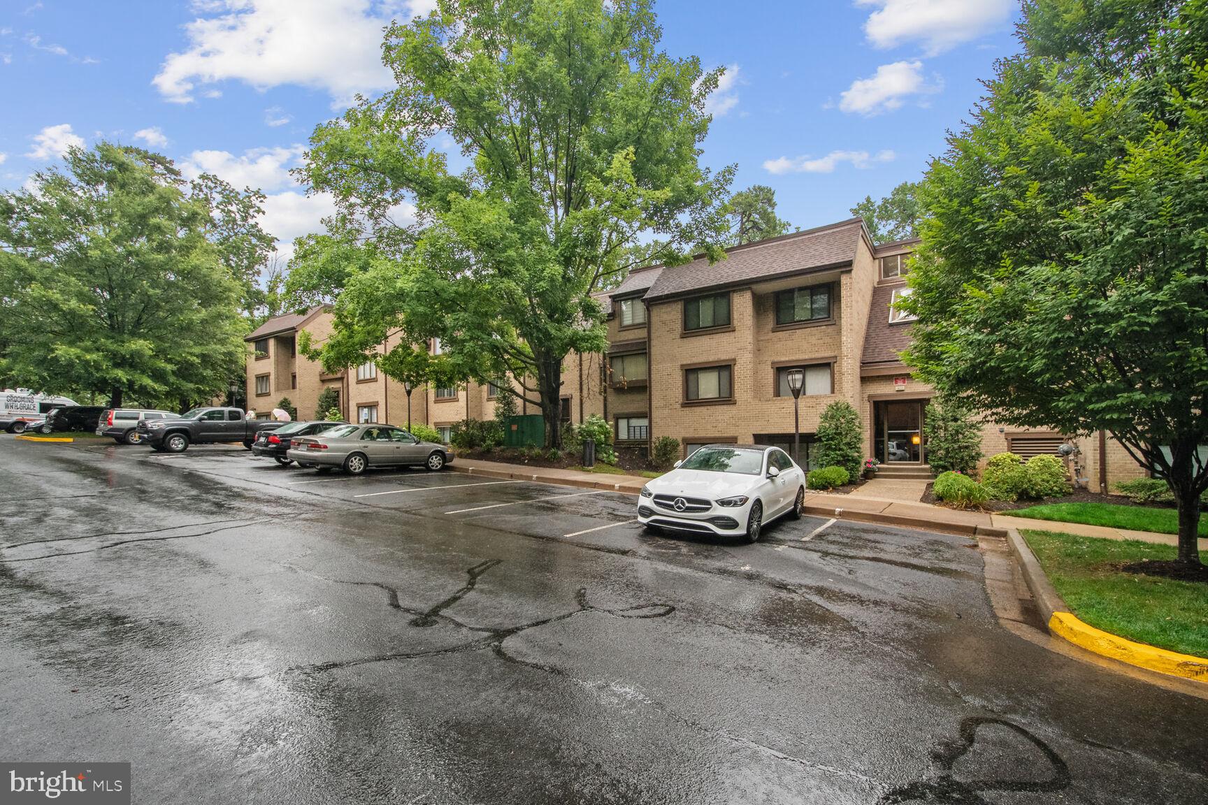 BENTANA PARK - Residential Lease