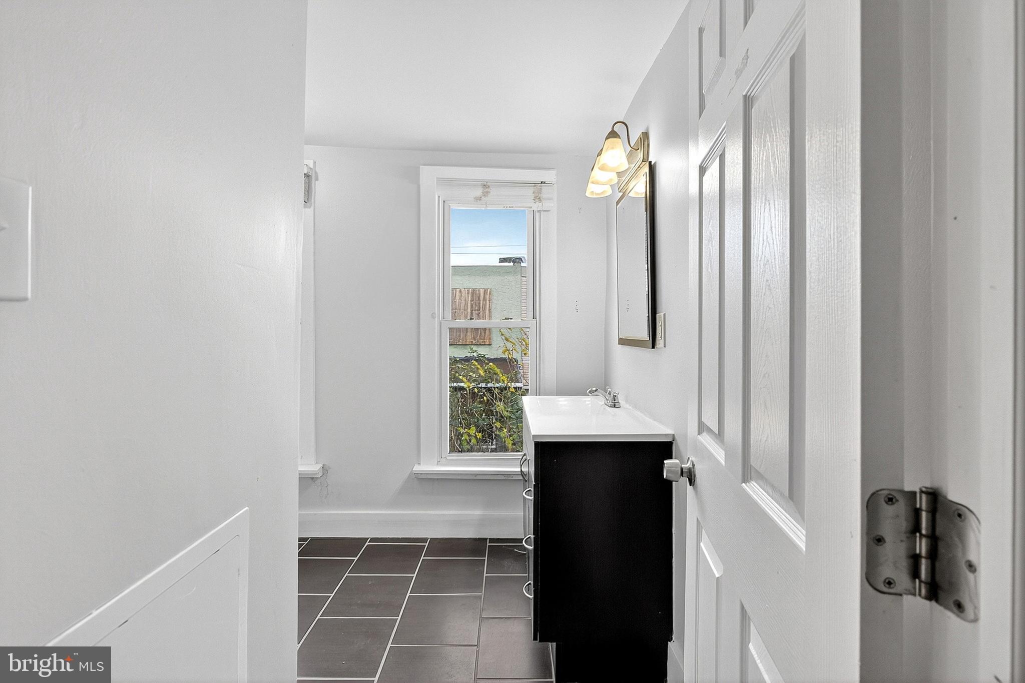 POINT BREEZE - Residential