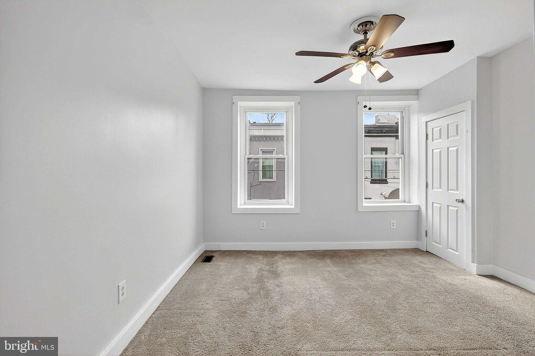 POINT BREEZE - Residential