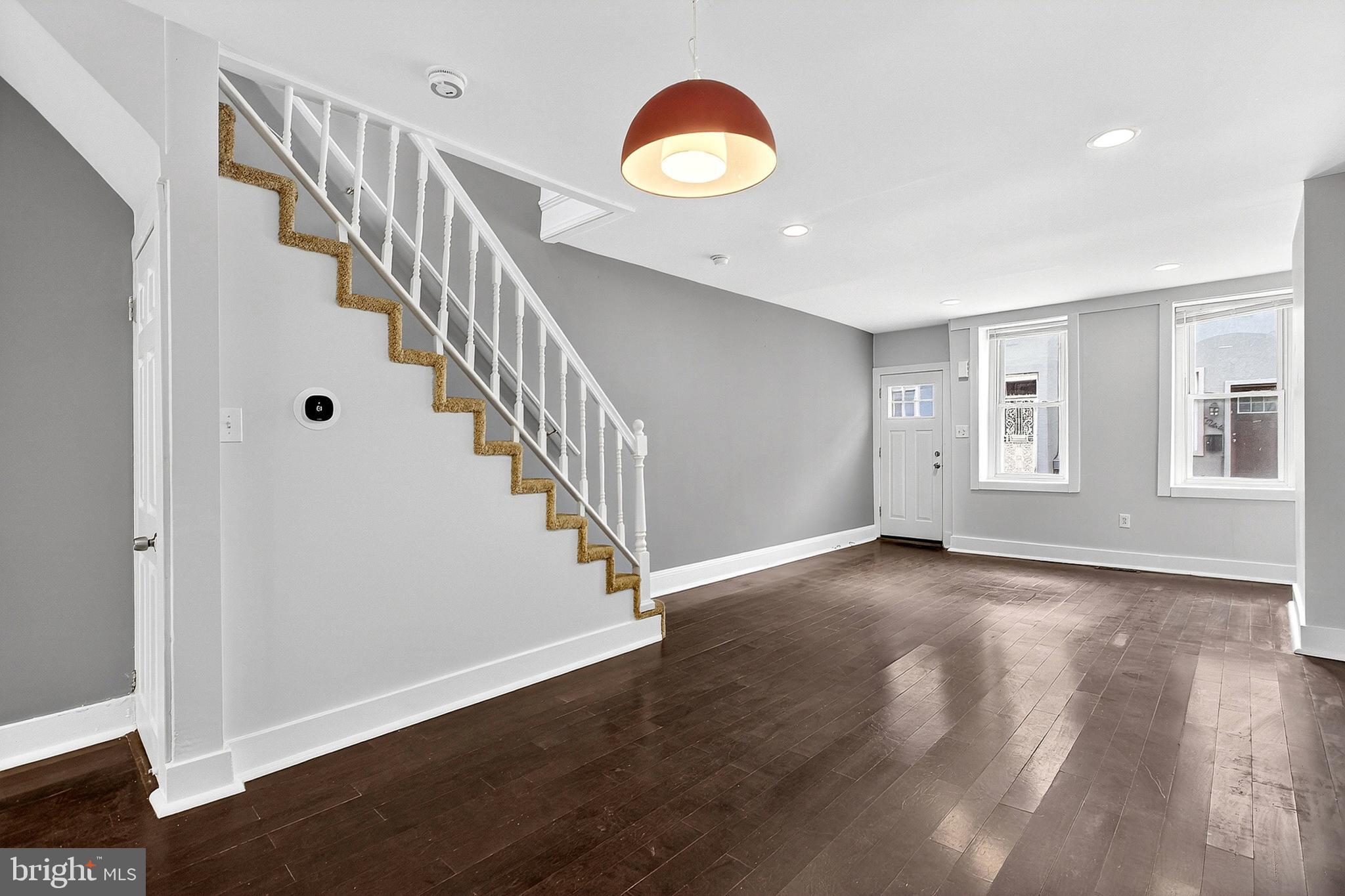 POINT BREEZE - Residential