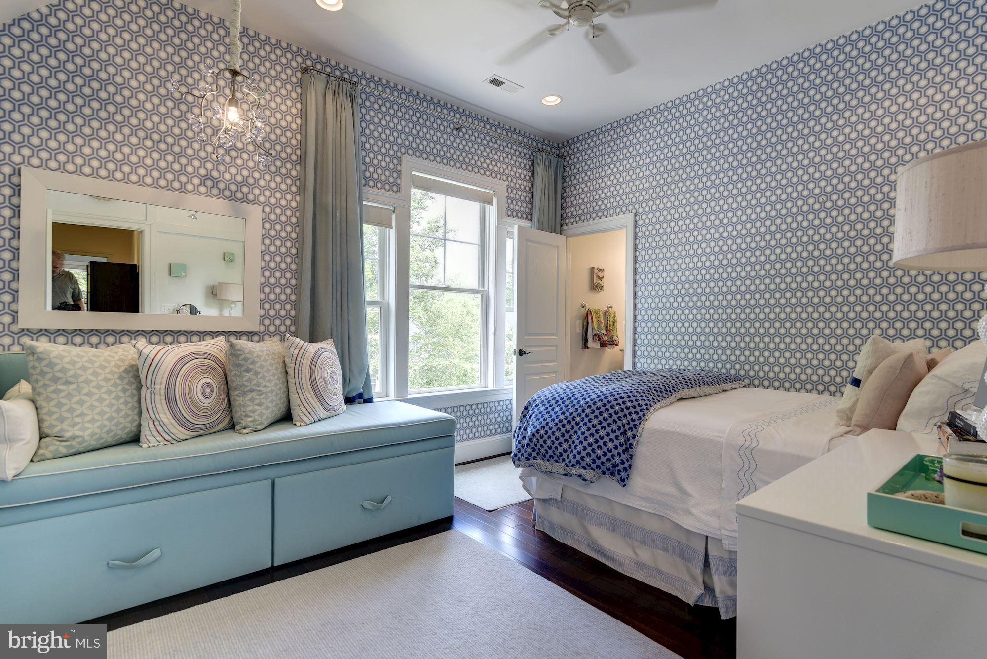 LACEY FOREST - Residential