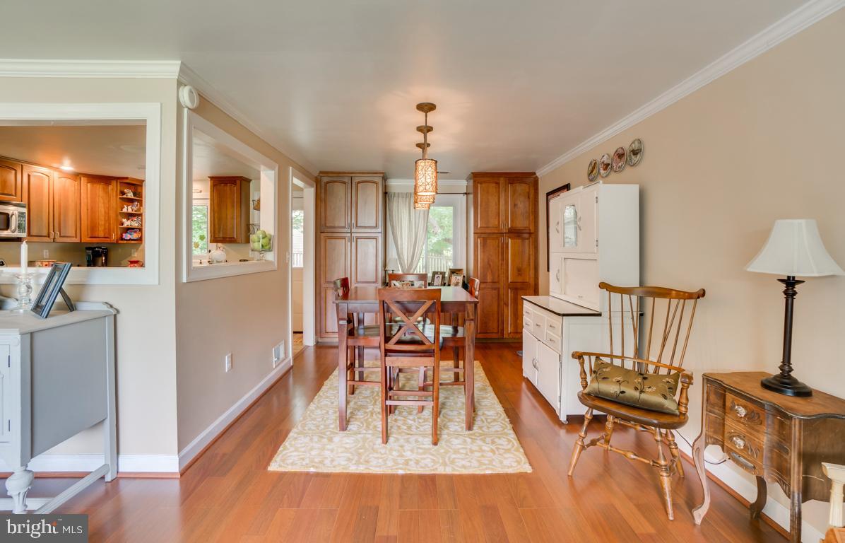 BREEZEWOOD - Residential